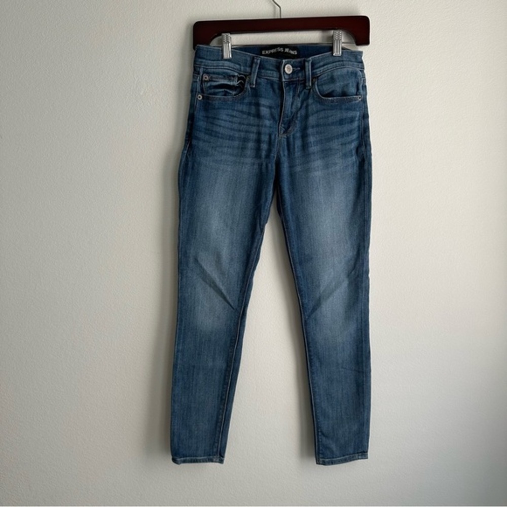 Express Women's Blue Jeans